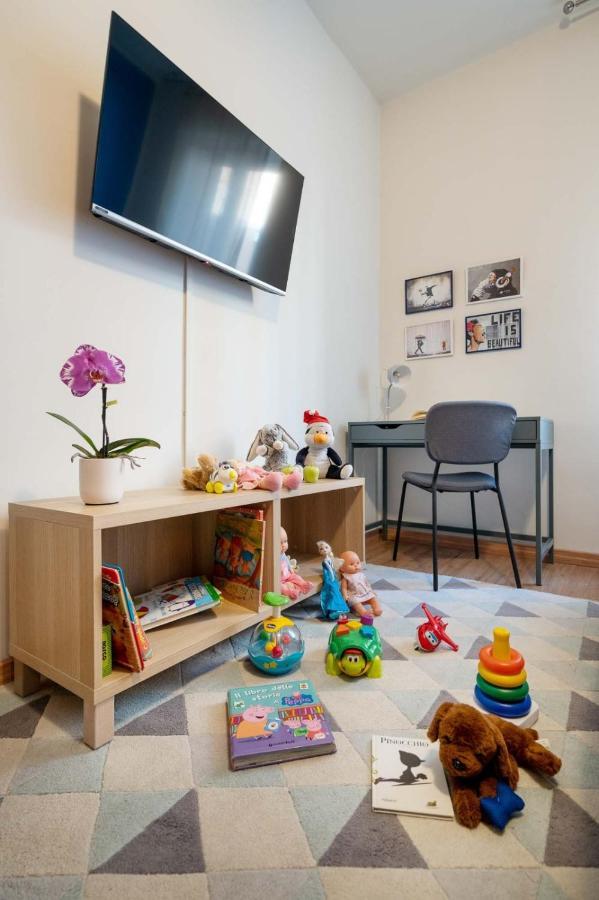 Casa Martina- Airport Free Shuttle-H24 Lägenhet Bergamo Exteriör bild